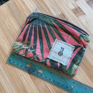 Pura Vida ToucanVintage  Print Pouch